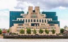 不出国门如何接受国际教育？不参加高考有何途径读本硕？