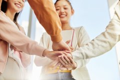 英国留学哪个城市好