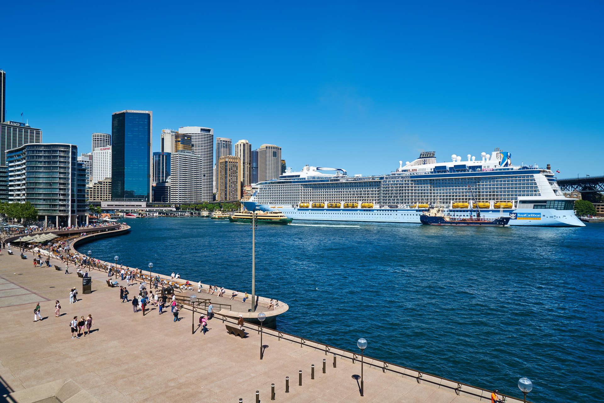 澳洲宣布限制每年留学生人数，以后澳洲八大的学位要靠抢？