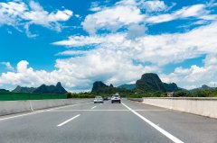 英国留学毕业后留英现状与PSW签证政策新变